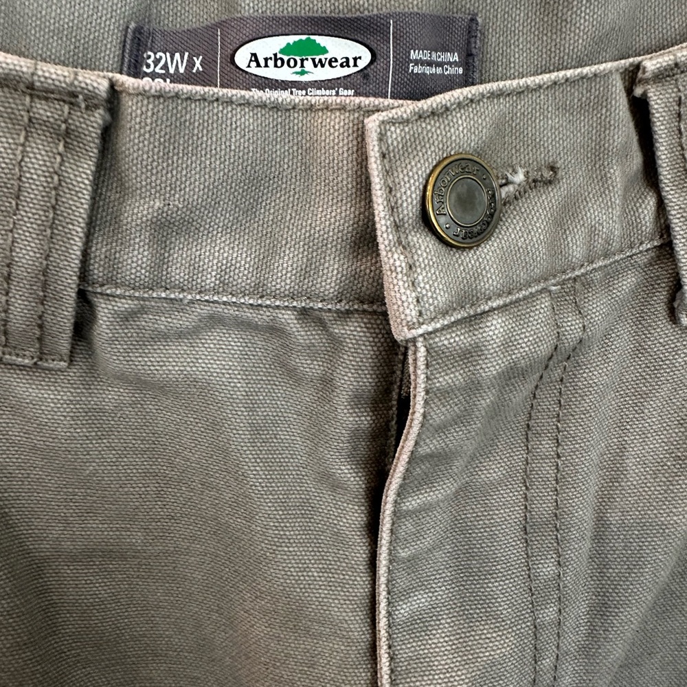 Men's Versatile Cargo Pants in Tan - Picture 3 of 11
